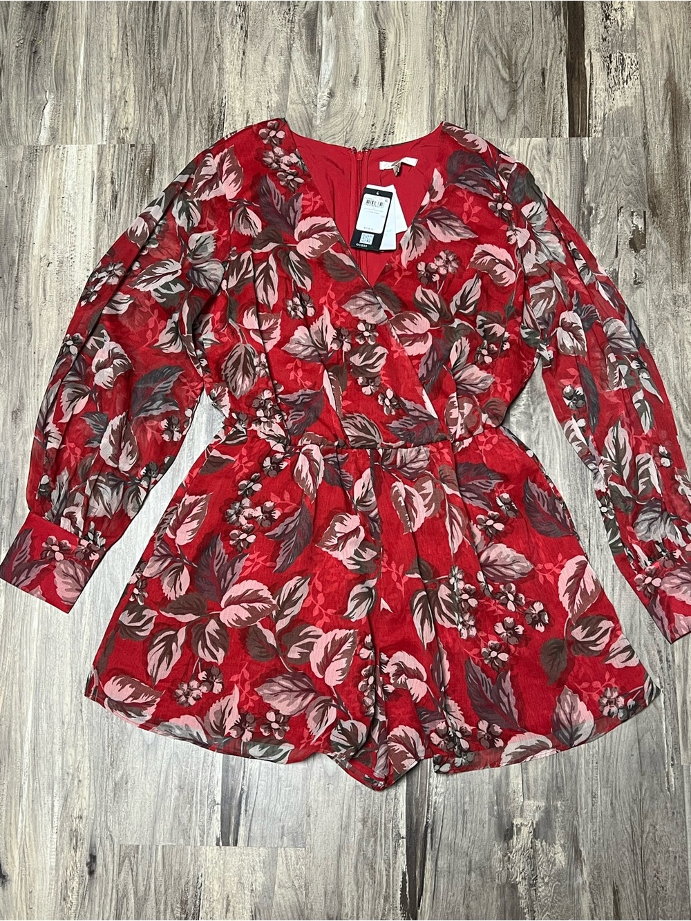 GUESS NWT Candis Floral Romper Coachwood Estate Print Long Sleeve Size Large